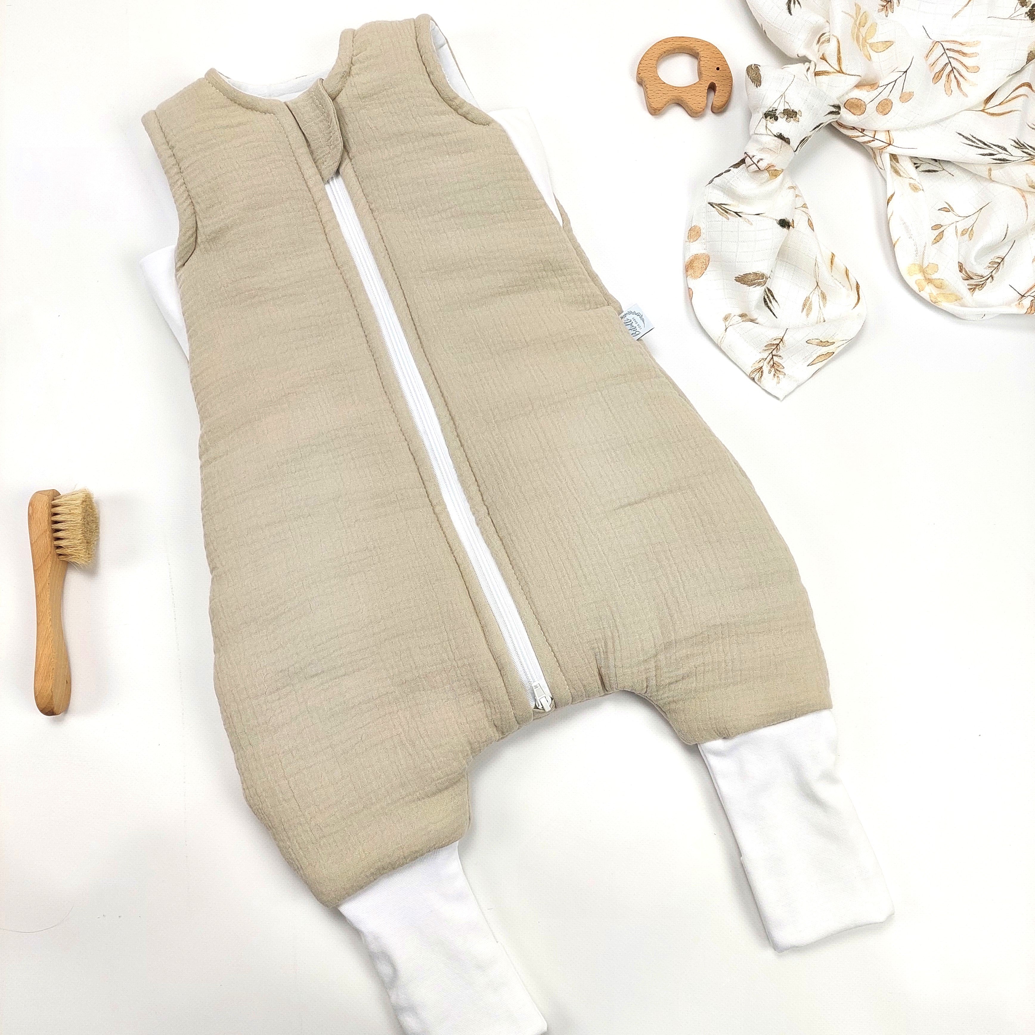 schlafsack mit beinen musselin Baby Schlafsack mit Füßen Musselin Beige – Betulli