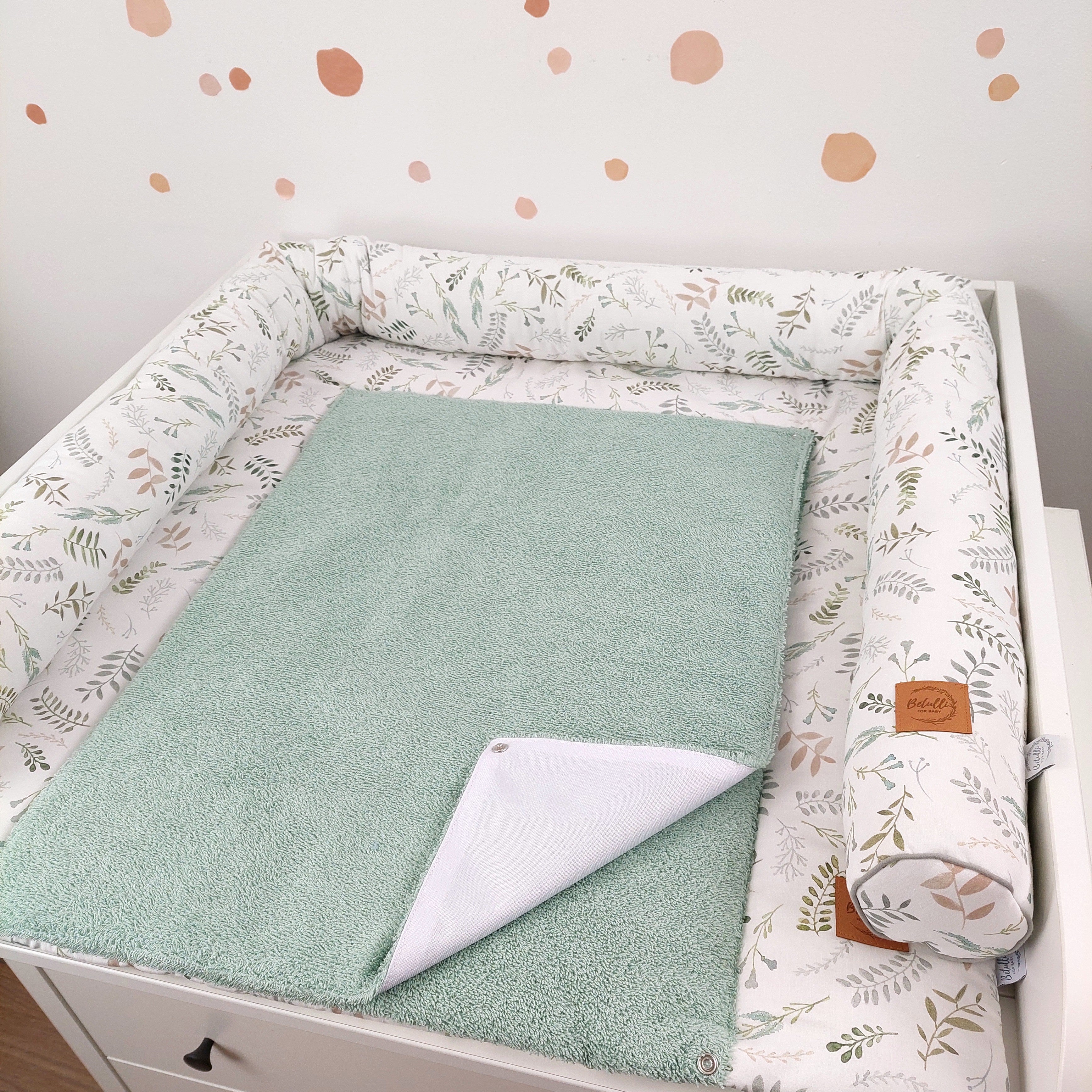 Wickelauflage mit wasserdichte abknöpfbare Auflage mit Druckknöpfen Floral Salbei Mint Frottee