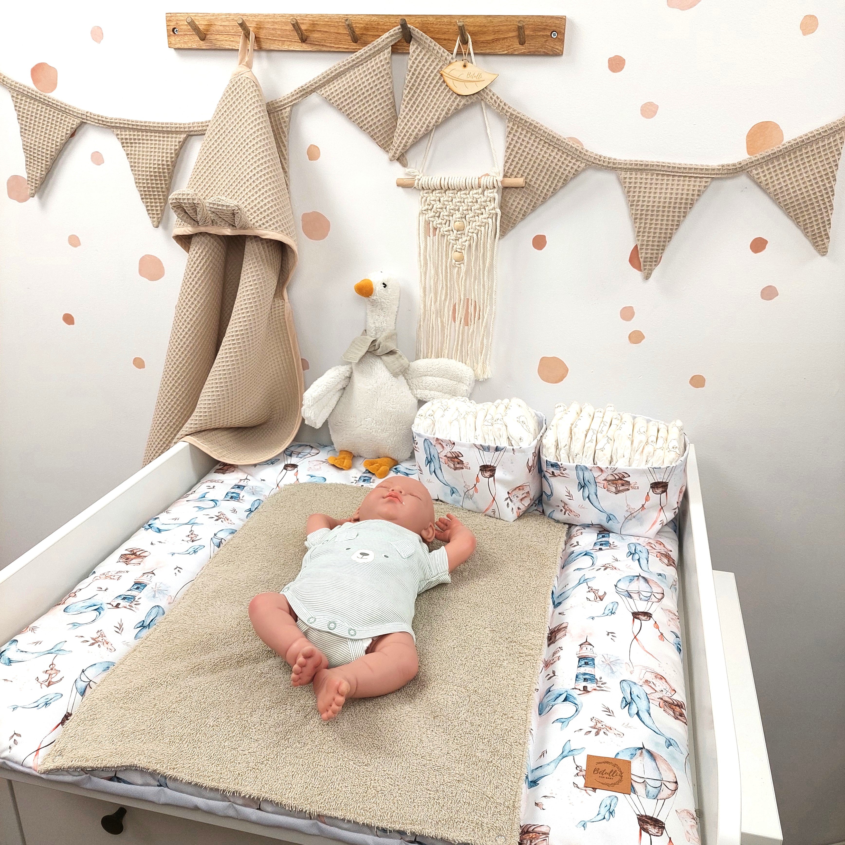 Wasserdichte Wickelauflage Blue-Beige - Wale & Luftballons