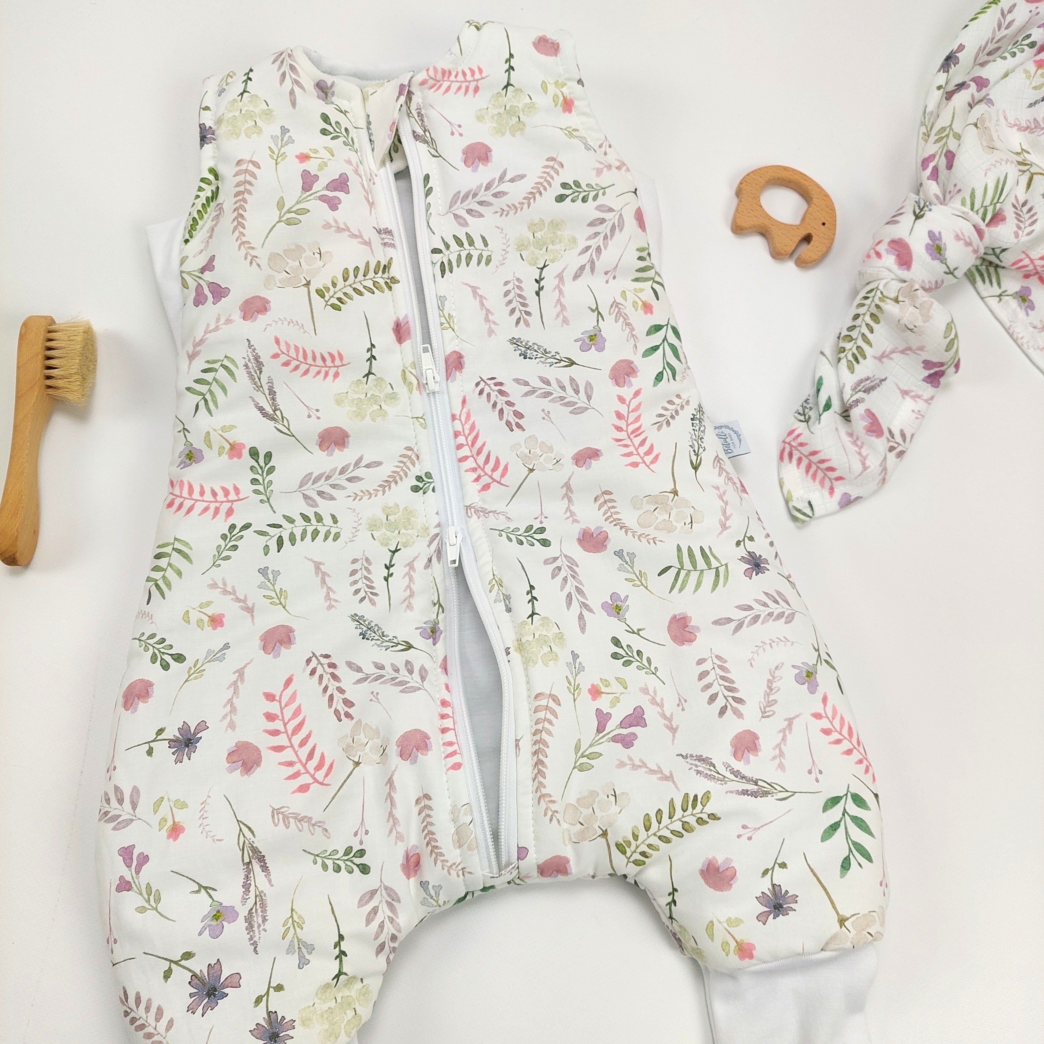 Baby Schlafsack mit Füßen Blumen – Betulli