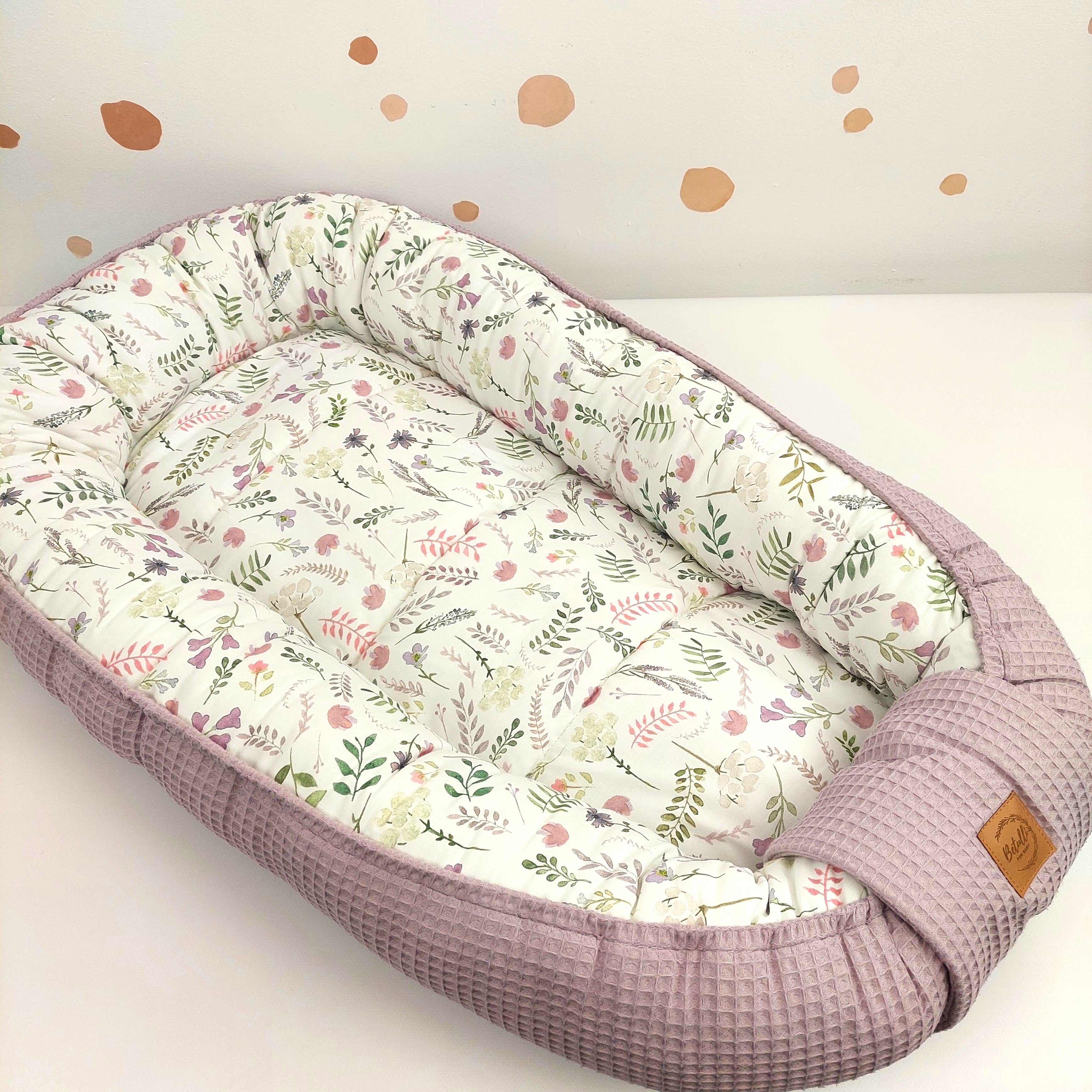 Babynest Waffel Altrosa Blumen