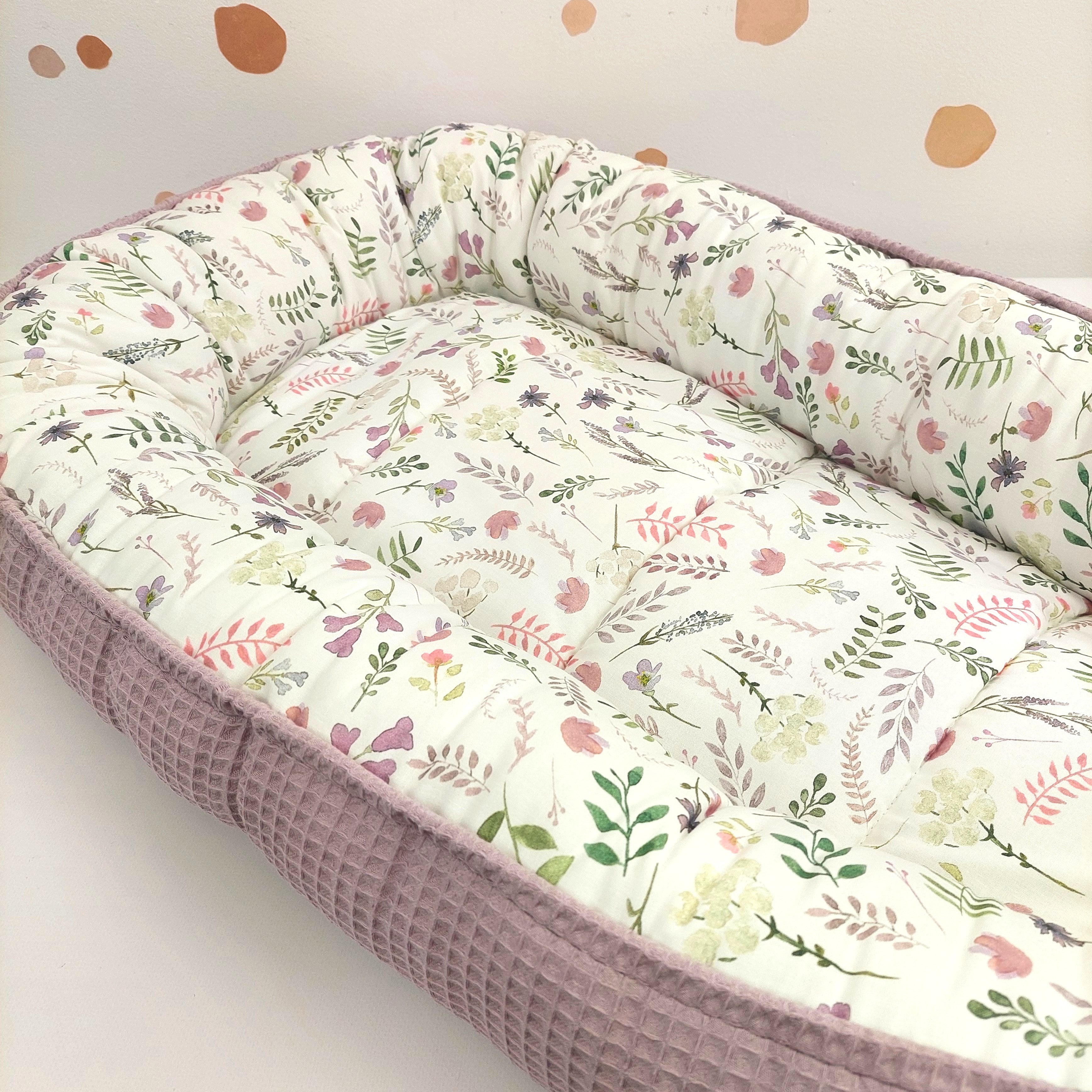 Babynest Waffel Altrosa Blumen