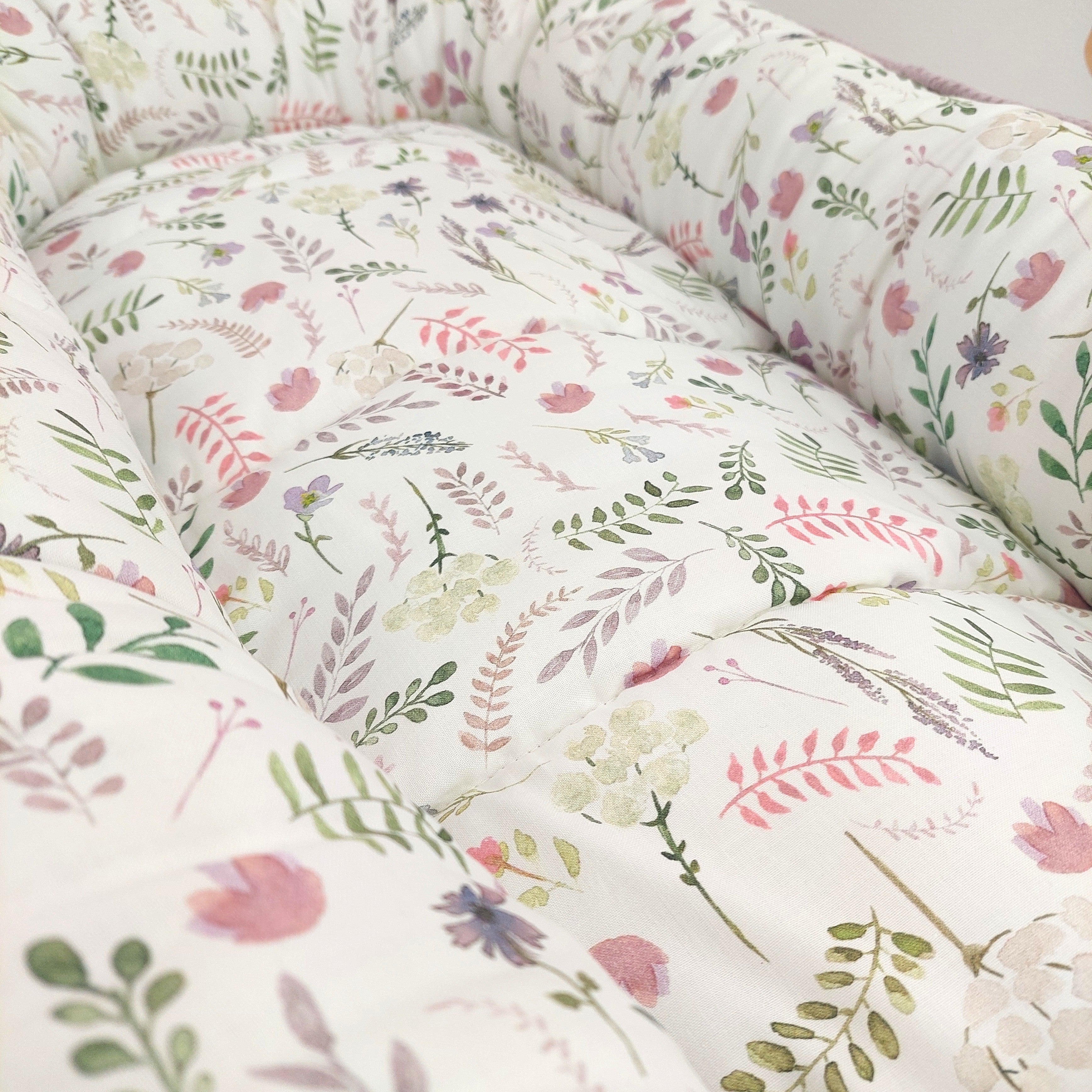 Babynest Waffel Altrosa Blumen