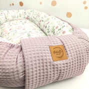 Babynest Waffel Altrosa Blumen