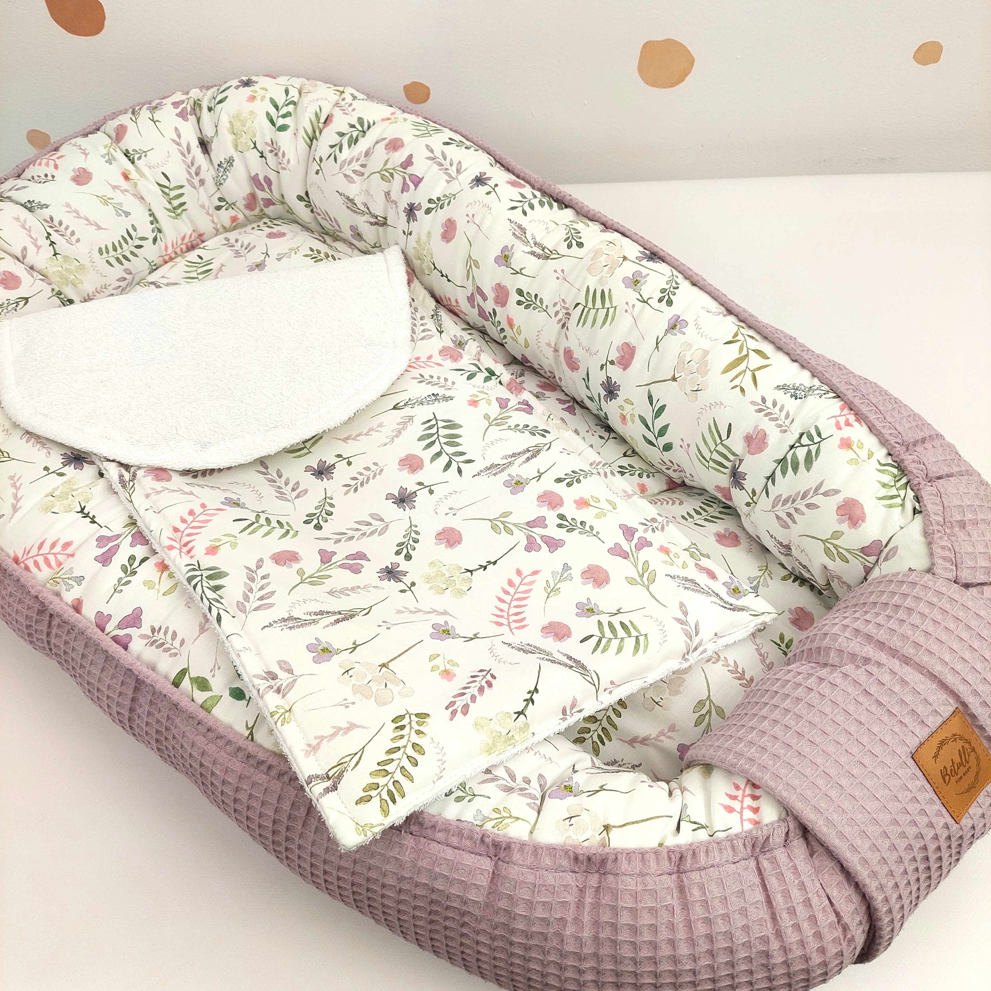 Babynest Waffel Altrosa Blumen