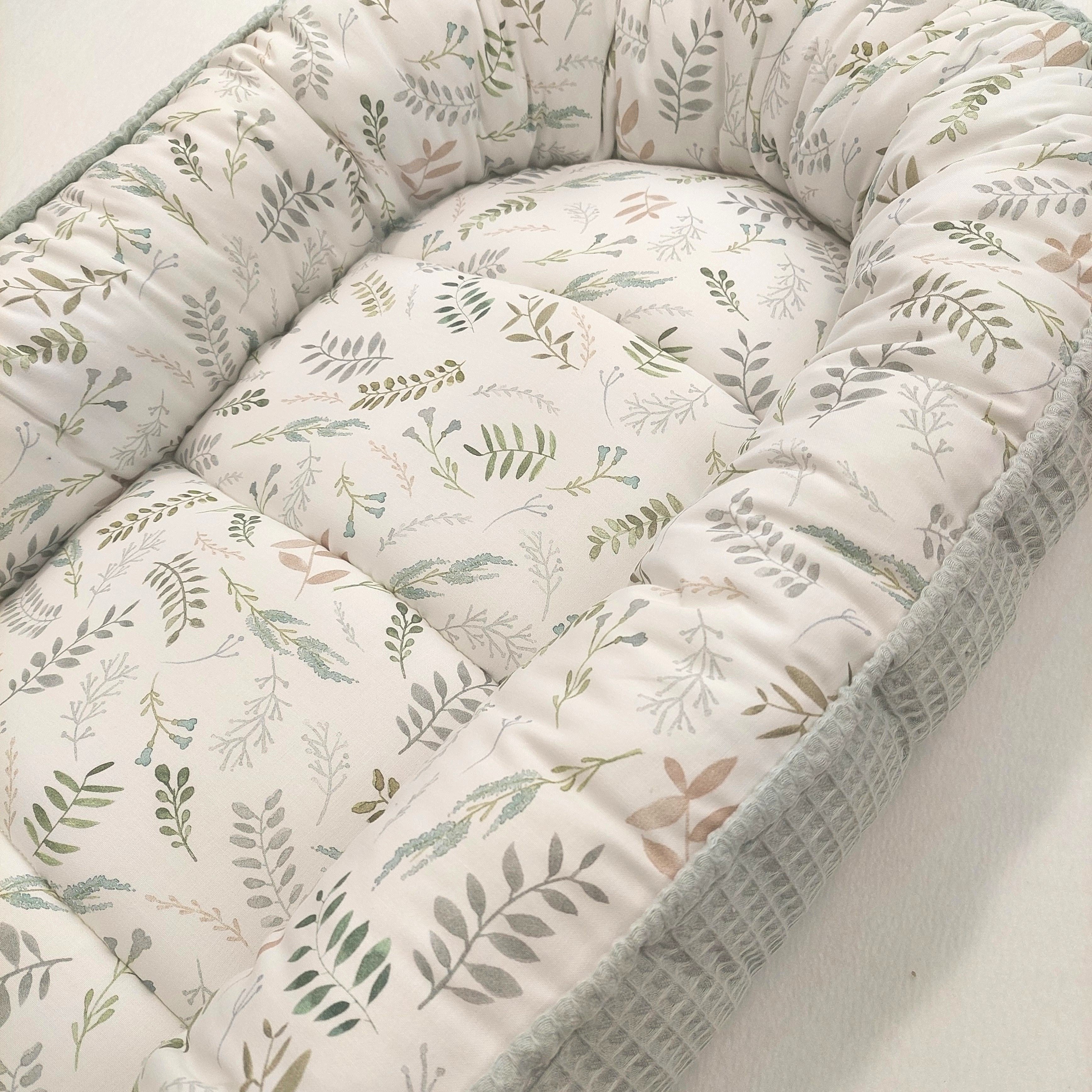 Babynest Waffel Salbei Floral