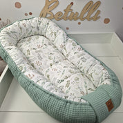 Babynest Waffel Salbeigrün Floral
