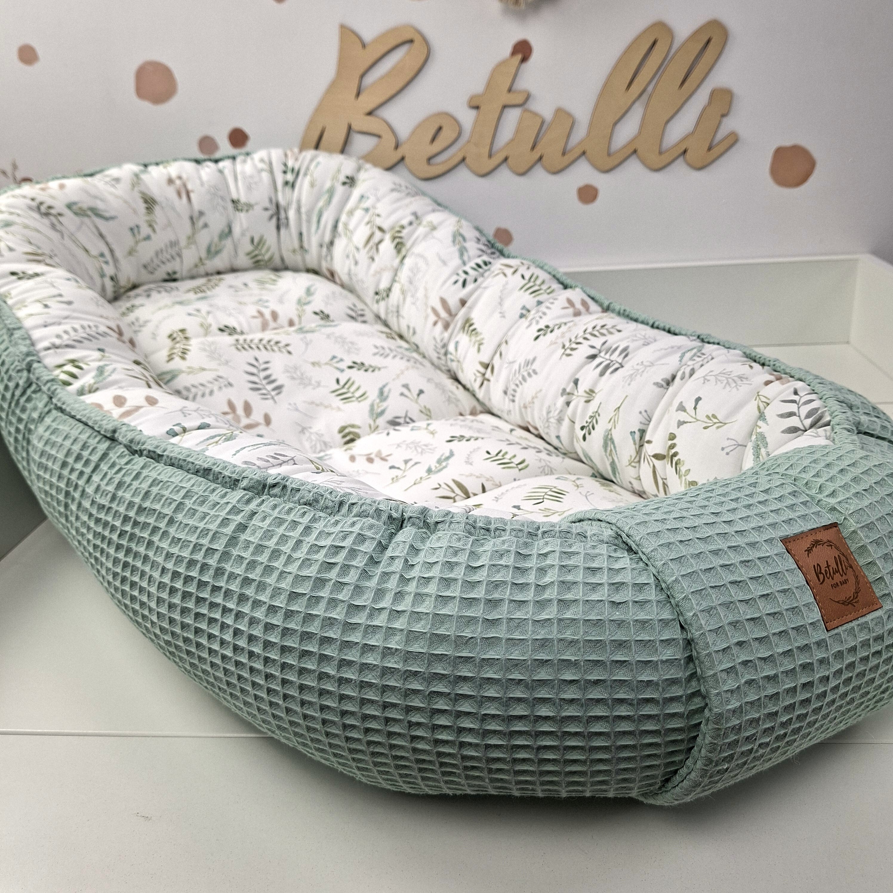Babynest Waffel Salbeigrün Floral