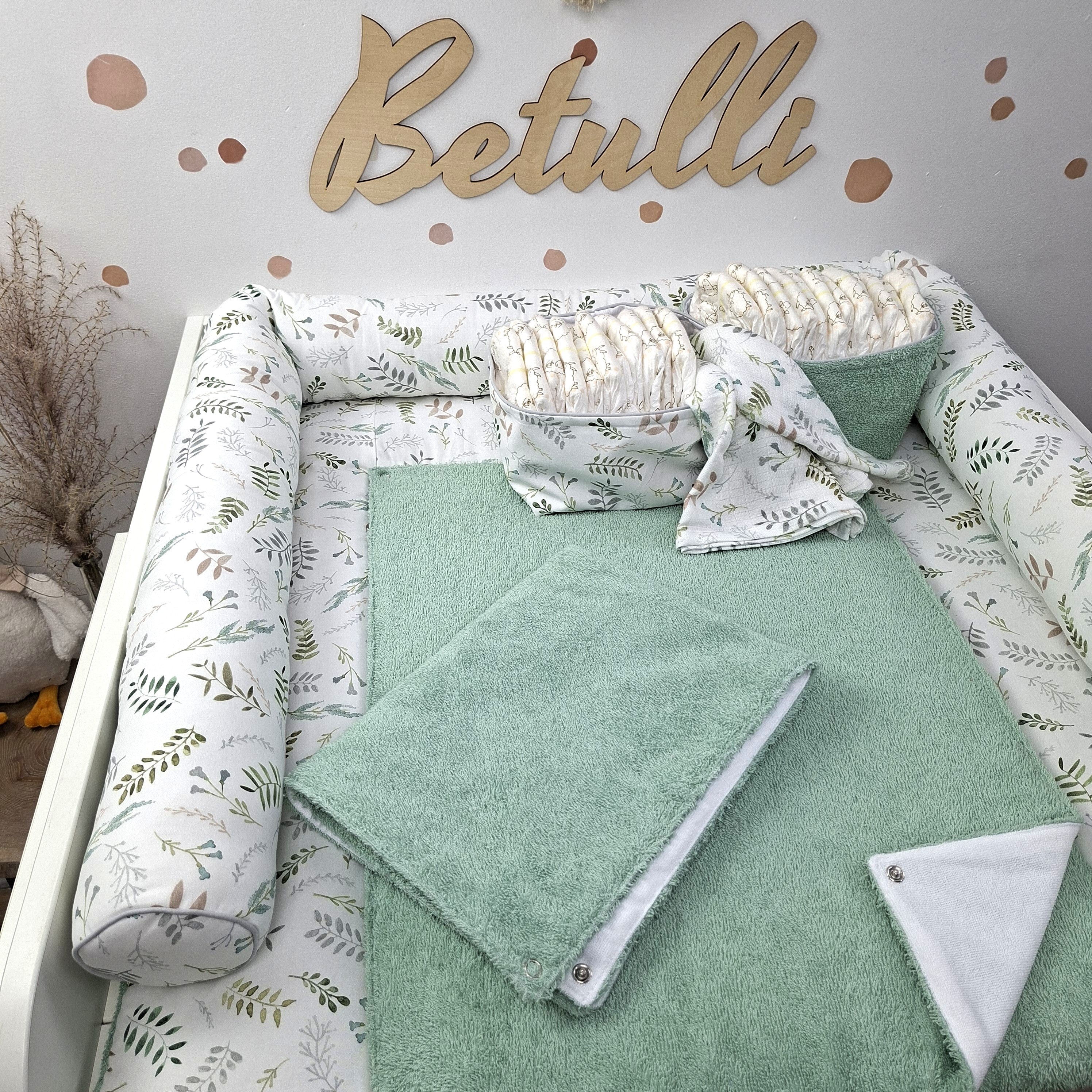 Wickelauflage mit wasserdichte abknöpfbare Auflage mit Druckknöpfen Floral Salbeigrün Frottee
