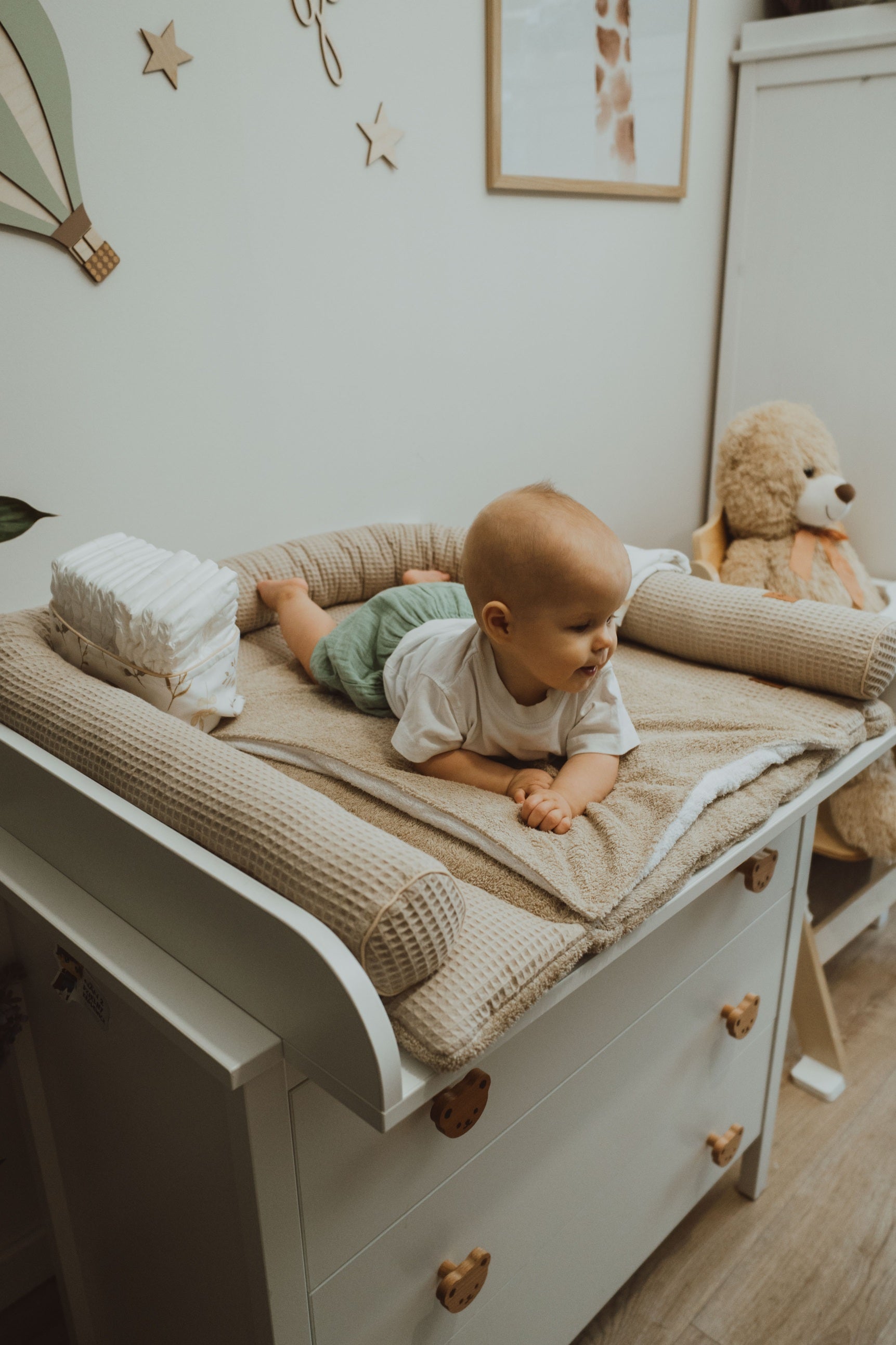 Wickelauflage mit wasserdichte abknöpfbare Auflage mit Druckknöpfen Hellbeige Frottee und Waffel