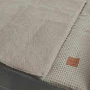 Wickelauflage mit wasserdichte abknöpfbare Auflage mit Druckknöpfen Hellbeige Frottee und Waffel