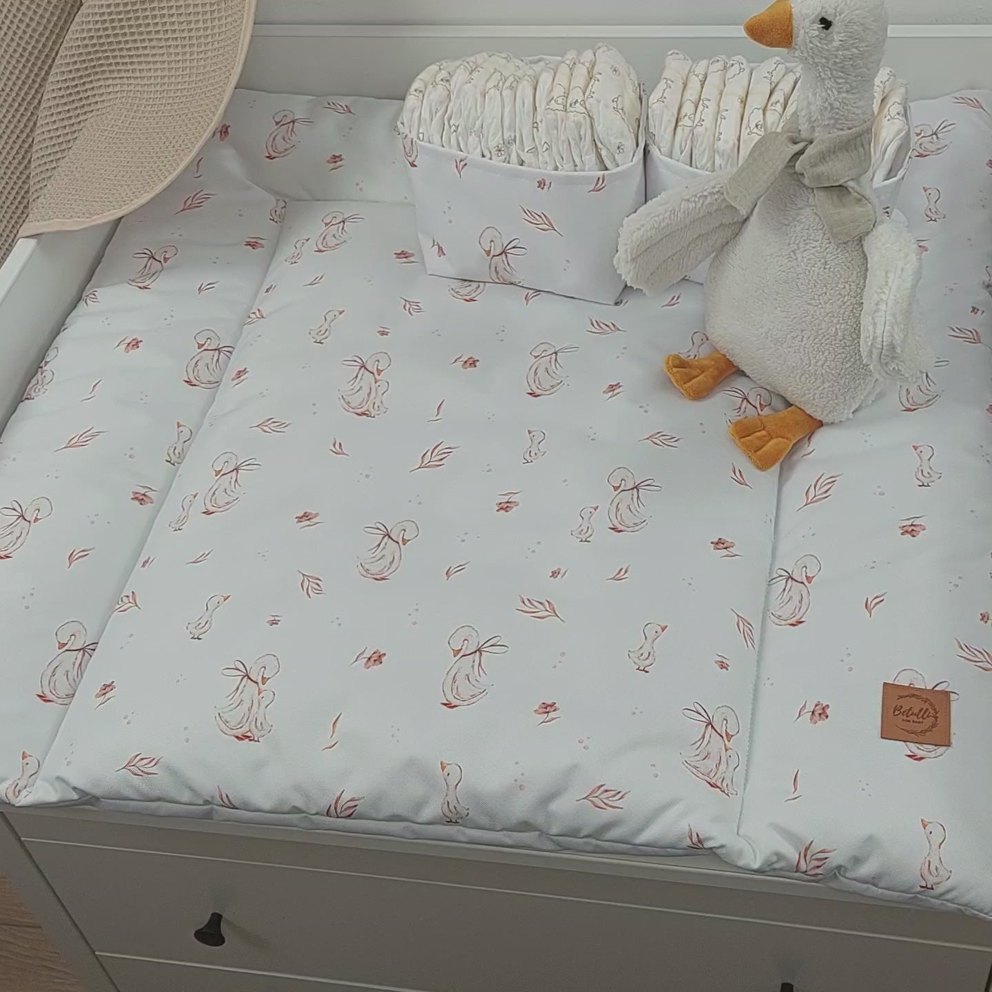 Wasserdichte Wickelauflage Beige Gänse